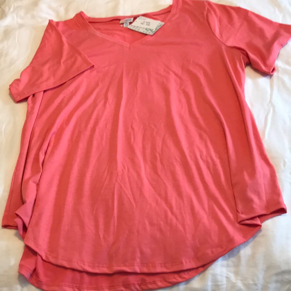 LuLaRoe Iris Tunic